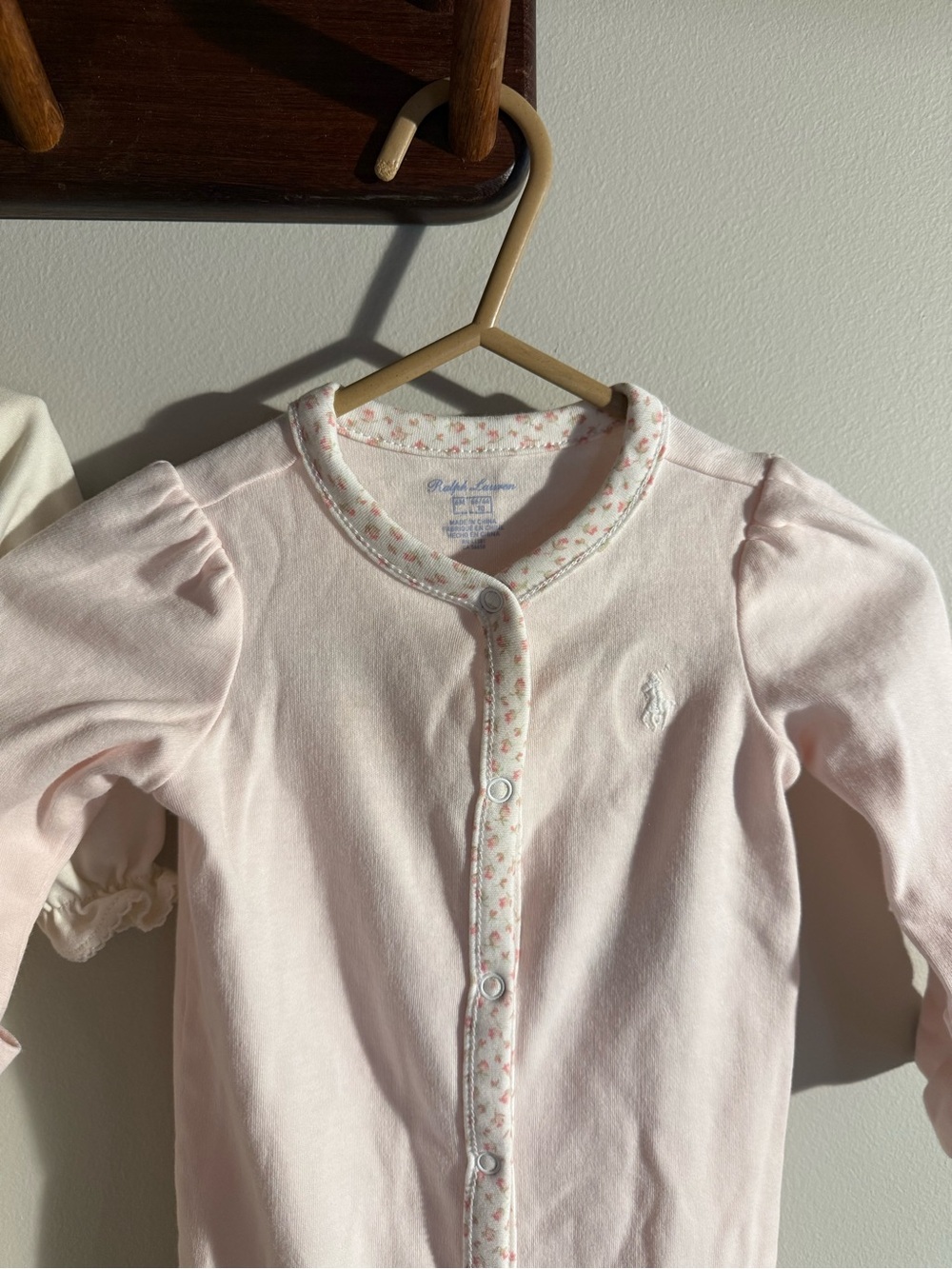 Ralph Lauren Light Pink Snap-Front Cotton footie with Floral Trim